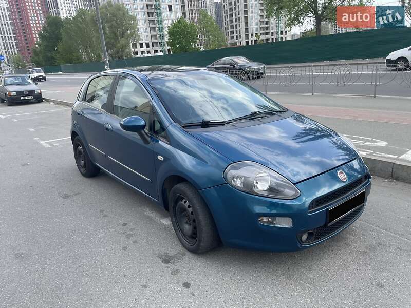 Хэтчбек Fiat Punto 2013 в Киеве фото 8 Хэтчбек Fiat Punto 2013 в Киеве