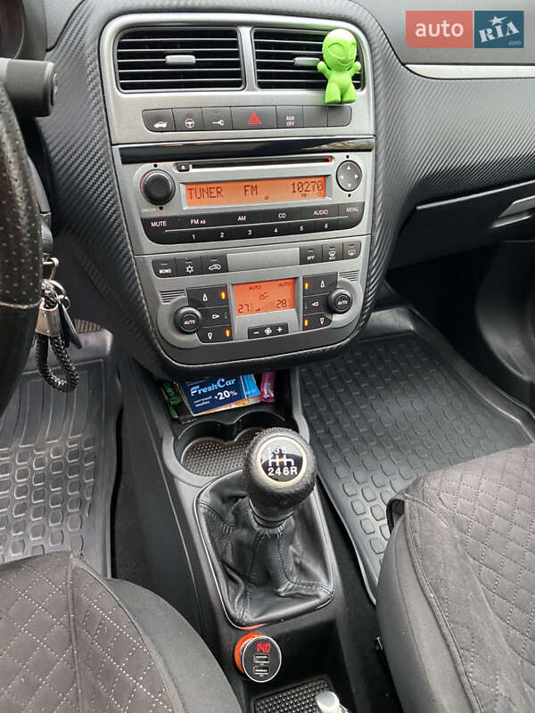 Хэтчбек Fiat Punto 2008 в Житомире