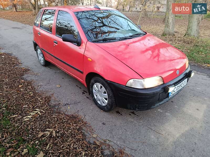 Хетчбек Fiat Punto 1994 в Луцьку фото 2 Хетчбек Fiat Punto 1994 в Луцьку