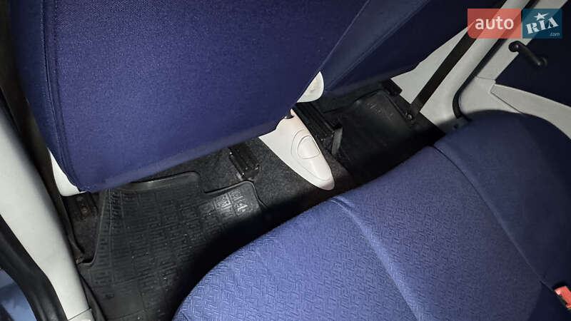 Хетчбек Fiat Punto 2004 в Харкові