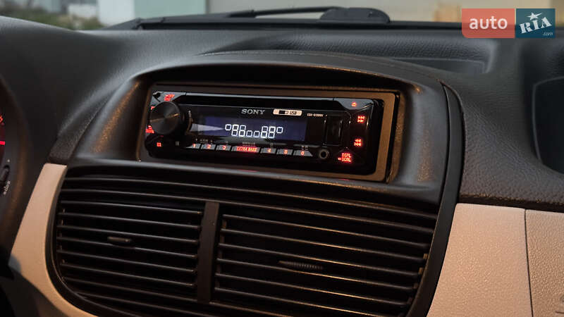 Хетчбек Fiat Punto 2004 в Харкові