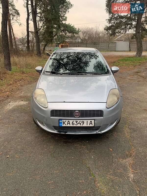 Хетчбек Fiat Punto 2009 в Києві