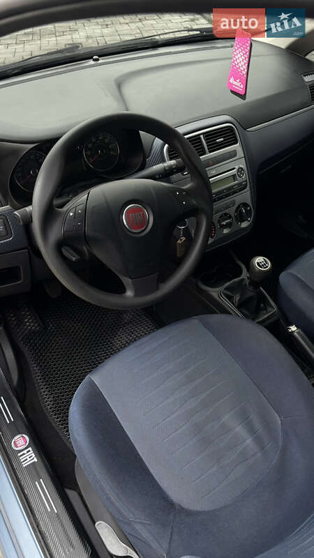 Хэтчбек Fiat Punto 2009 в Здолбунове