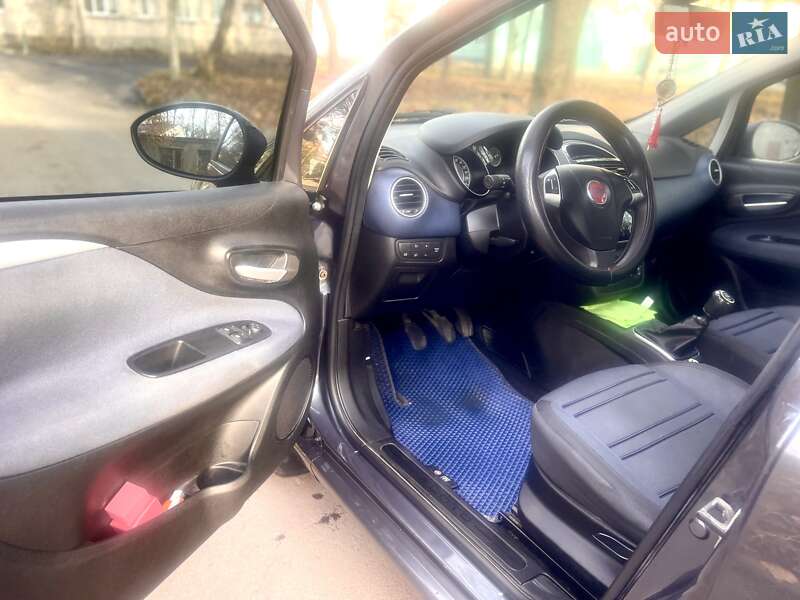 Хэтчбек Fiat Punto 2009 в Тернополе