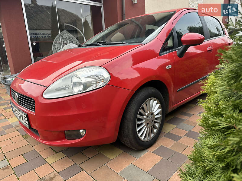 Хэтчбек Fiat Punto 2008 в Киеве фото 3 Хэтчбек Fiat Punto 2008 в Киеве