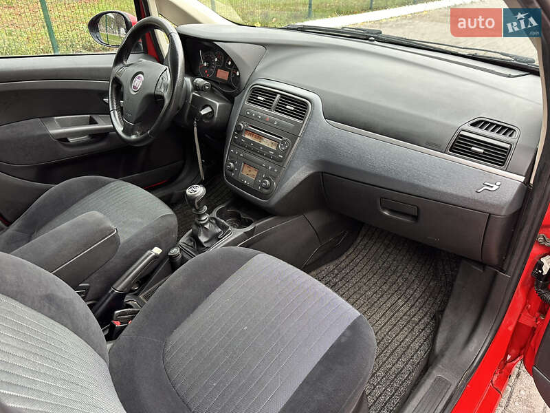 Хэтчбек Fiat Punto 2008 в Киеве фото 18 Хэтчбек Fiat Punto 2008 в Киеве