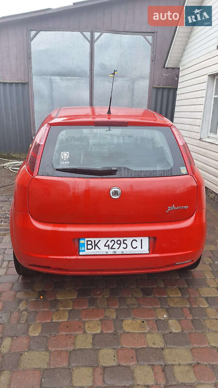 Хетчбек Fiat Punto 2008 в Млиніві фото 6 Хетчбек Fiat Punto 2008 в Млиніві