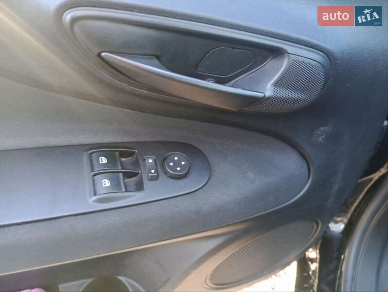 Хэтчбек Fiat Punto 2011 в Стрые