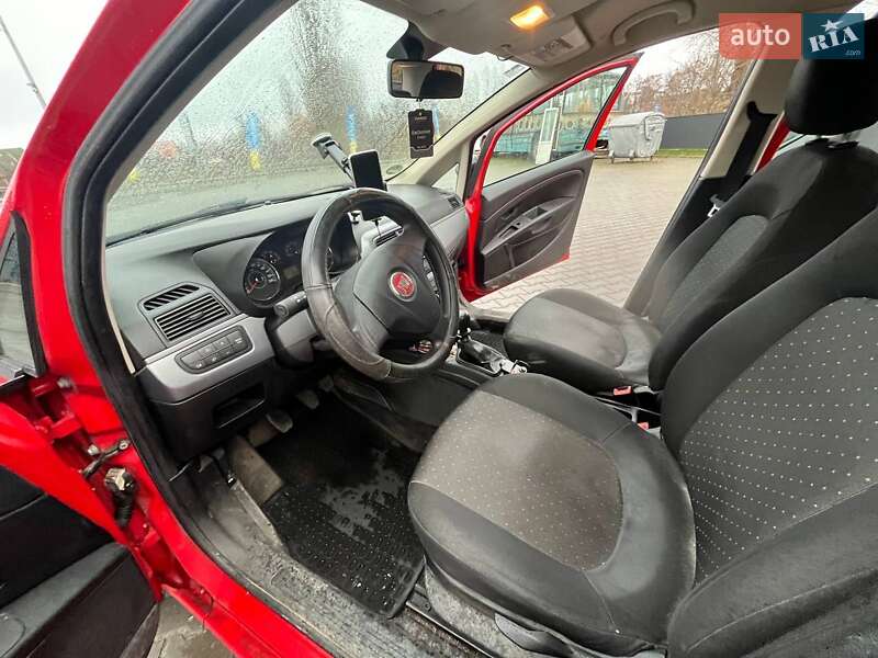 Хетчбек Fiat Punto 2009 в Бородянці