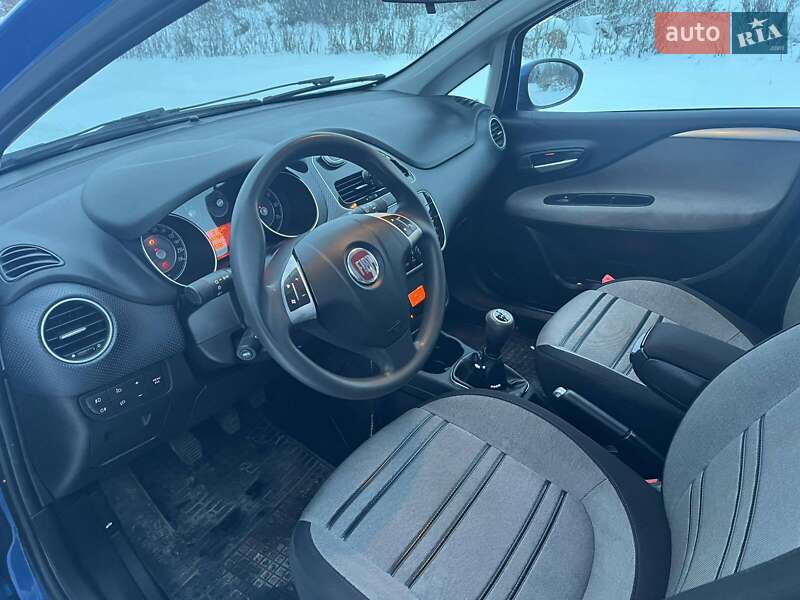 Хэтчбек Fiat Punto 2011 в Львове фото 10 Хэтчбек Fiat Punto 2011 в Львове