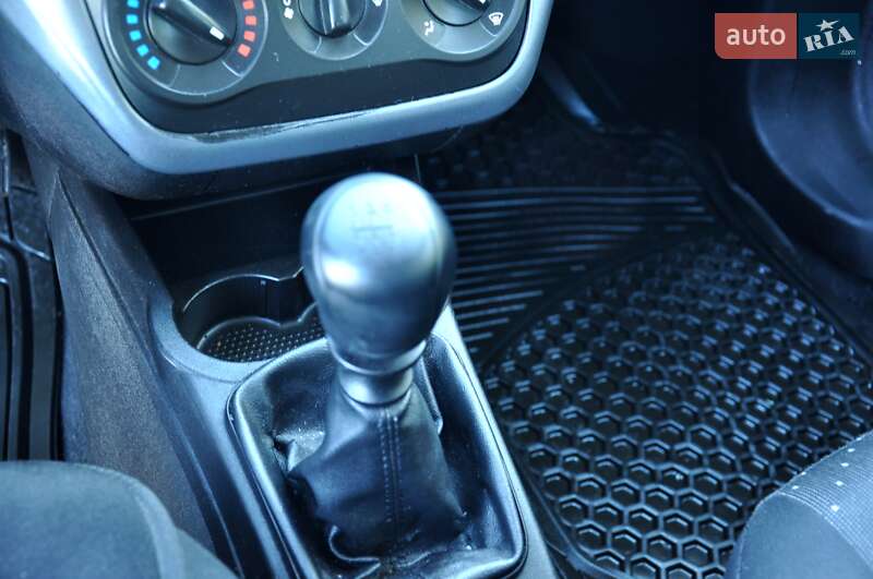 Хэтчбек Fiat Punto 2009 в Львове