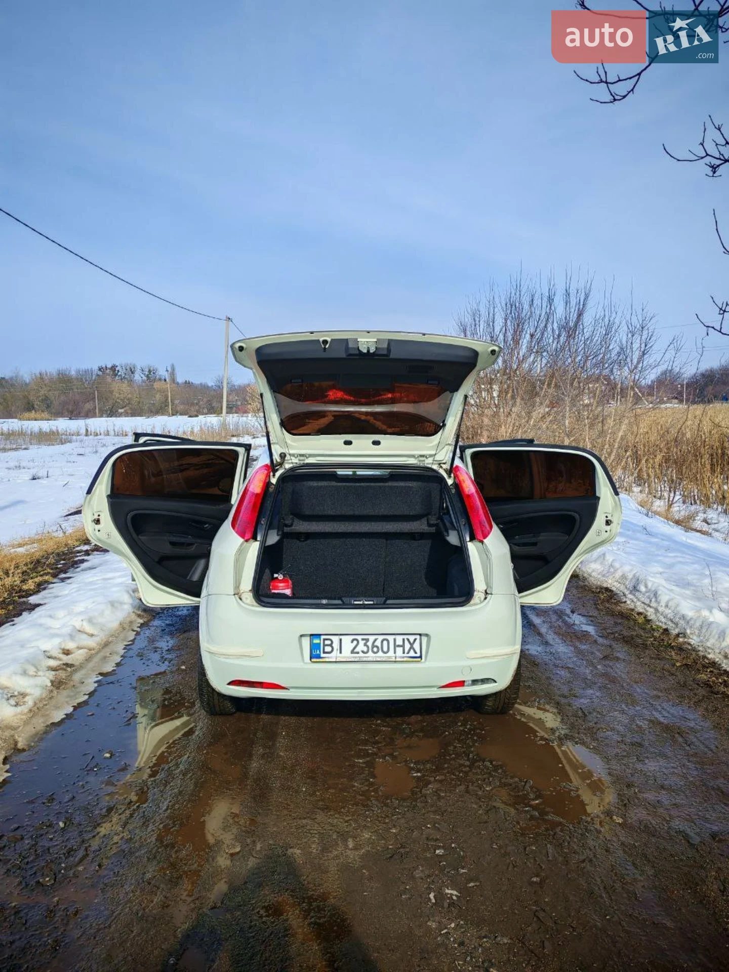 2010 Fiat Punto - мініатюра 11
