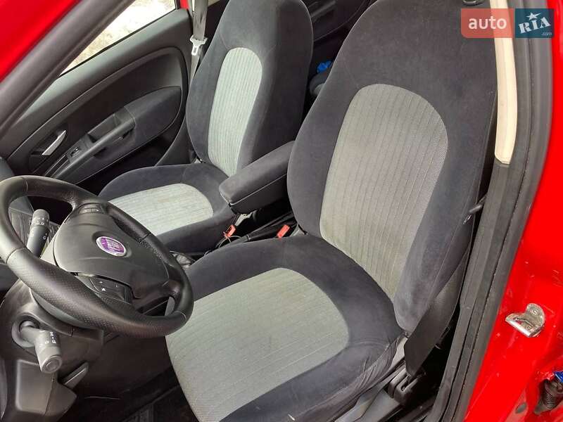 Хэтчбек Fiat Punto 2007 в Збараже