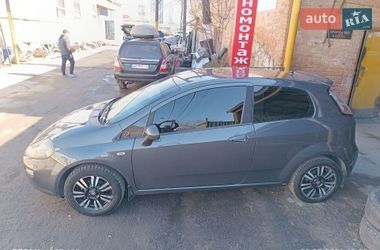 Хэтчбек Fiat Punto 2012 в Виннице