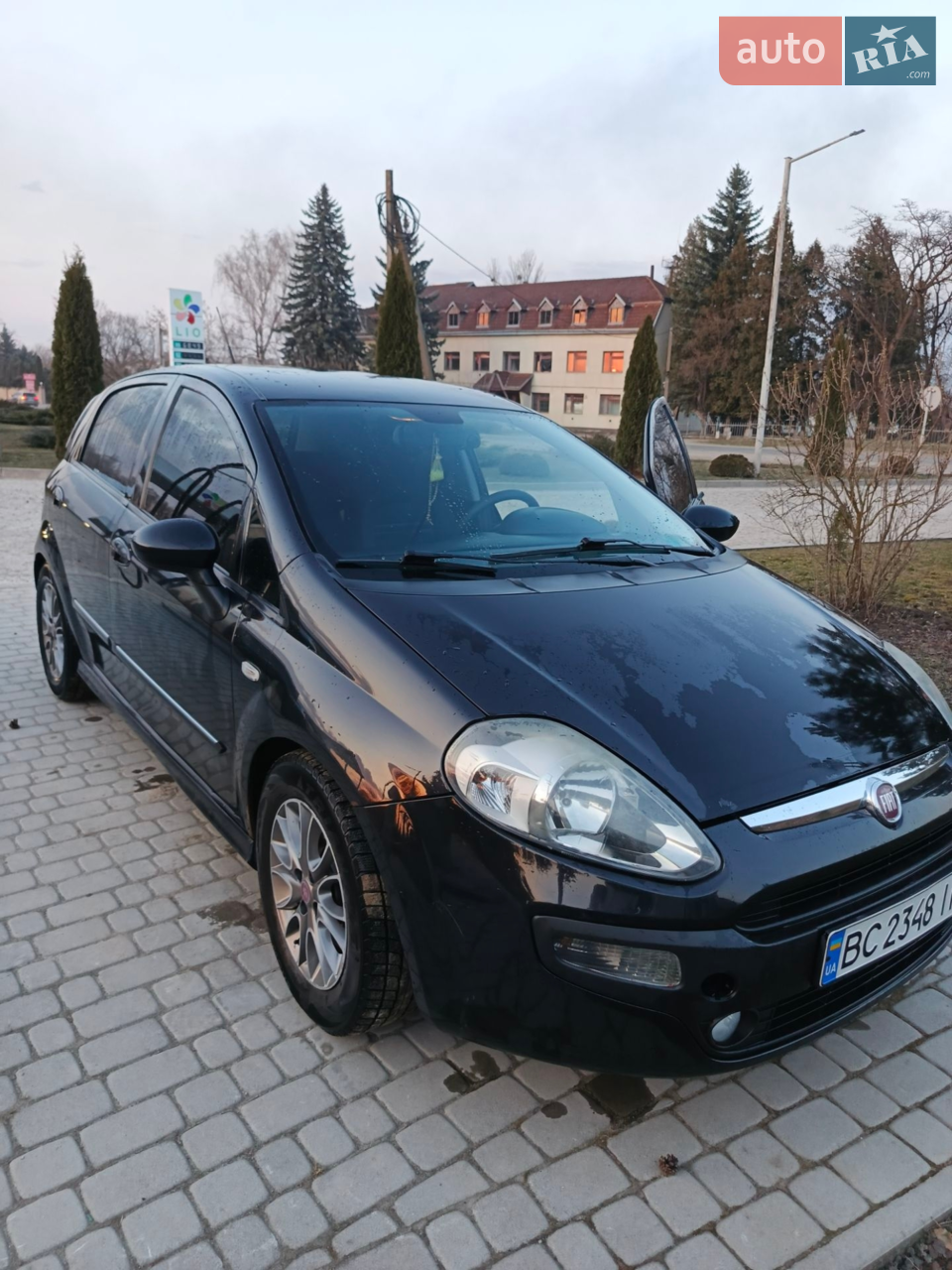 2011 Fiat Punto - мініатюра 9