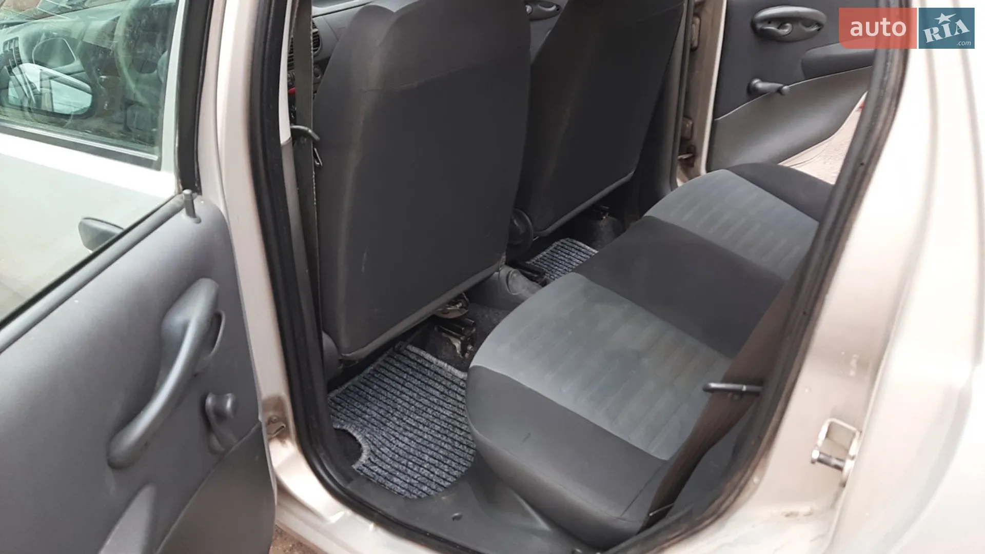 2010 Fiat Punto - мініатюра 9