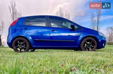 Хэтчбек Fiat Punto 2006 в Каменском