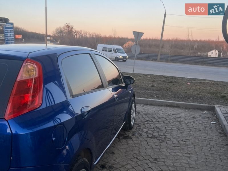 Хэтчбек Fiat Punto 2006 в Хмельницком