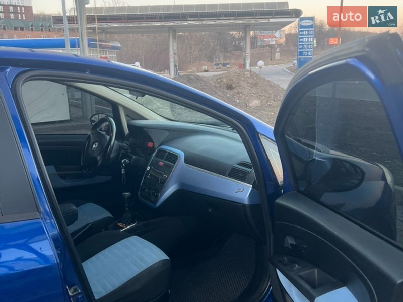 Хэтчбек Fiat Punto 2006 в Хмельницком