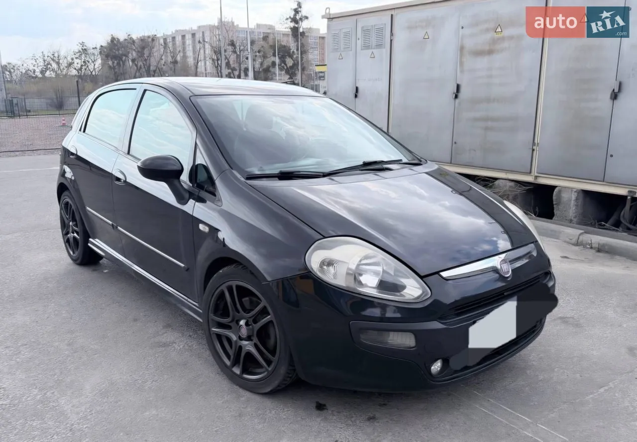 2010 Fiat Punto - мініатюра 9