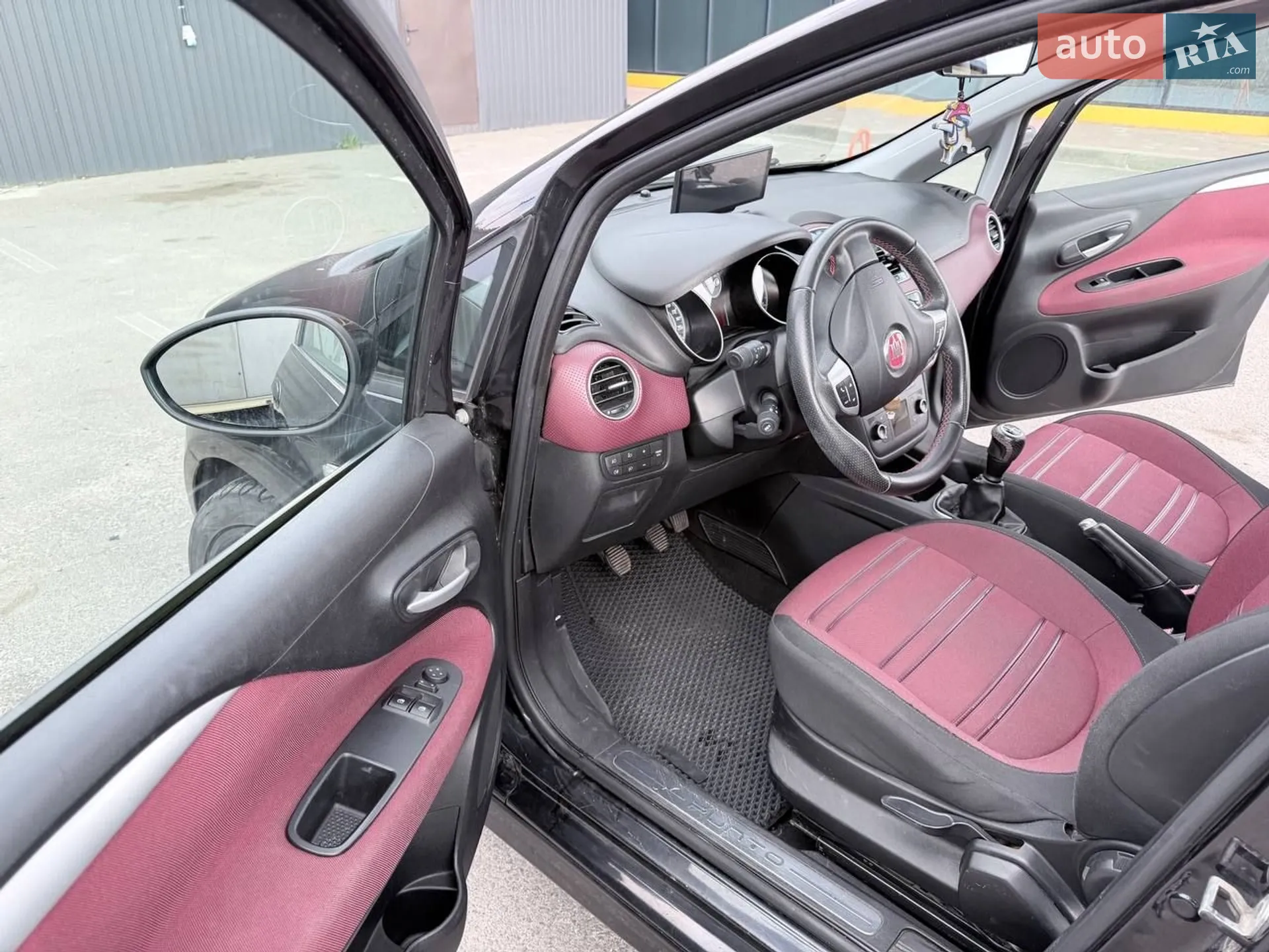 2010 Fiat Punto - мініатюра 6