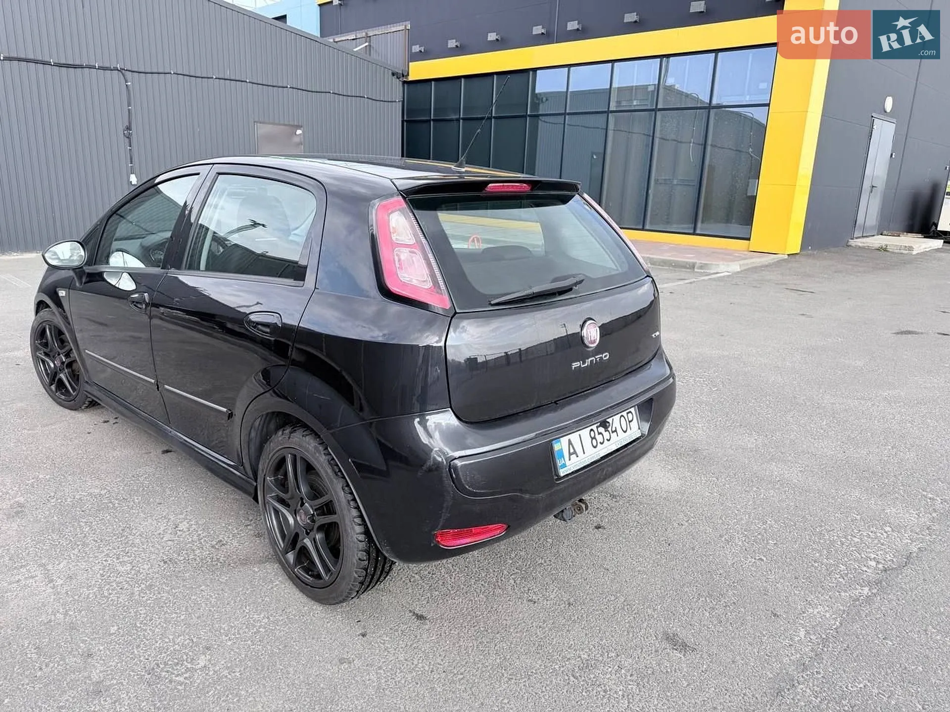 2010 Fiat Punto - мініатюра 2