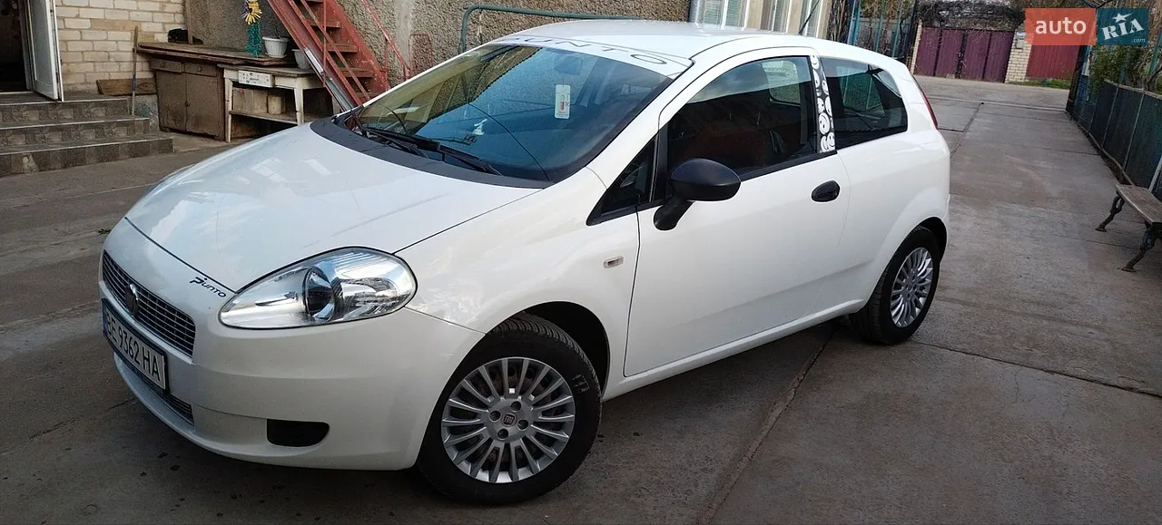 2010 Fiat Punto - мініатюра 19