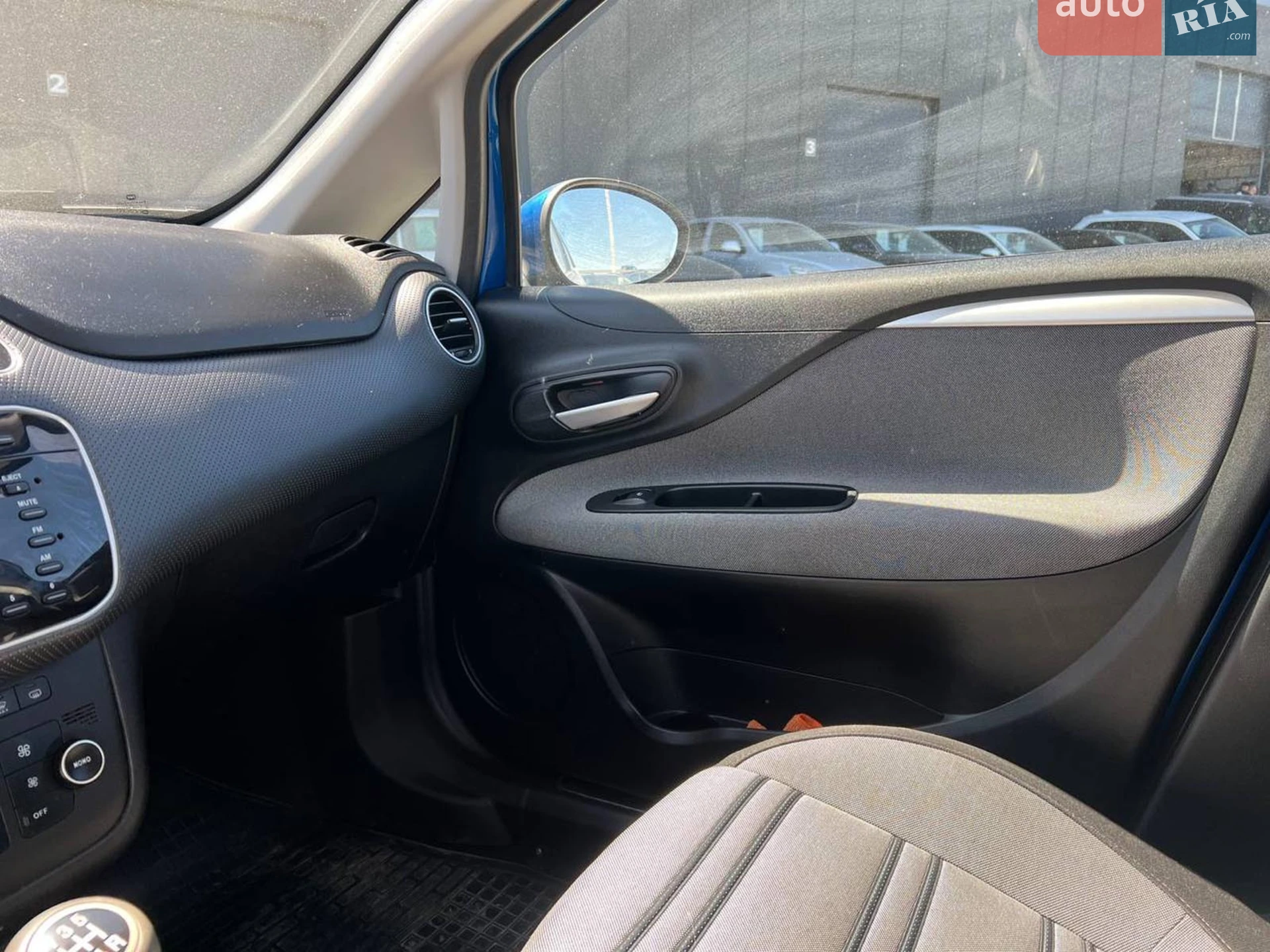 2011 Fiat Punto - мініатюра 32