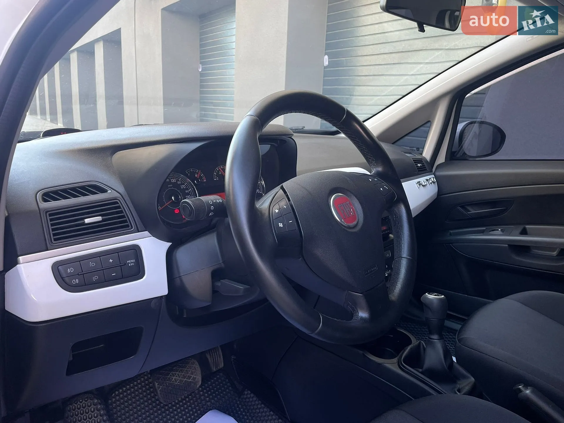 2012 Fiat Punto - мініатюра 26