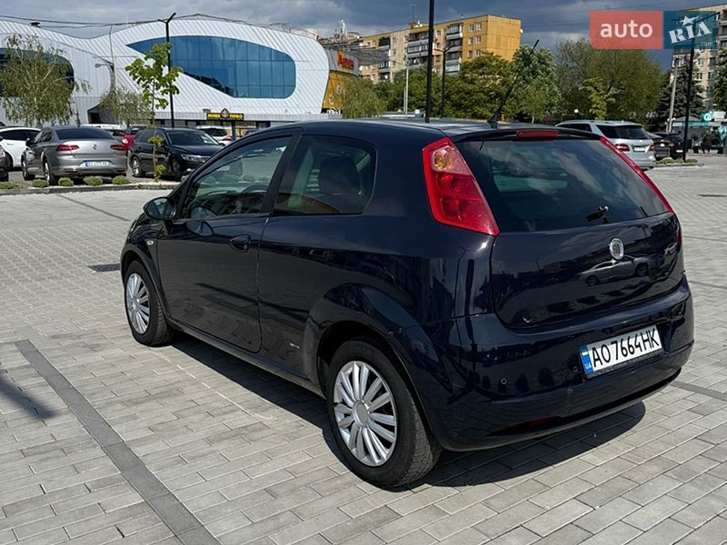 Хэтчбек Fiat Punto 2007 в Ужгороде