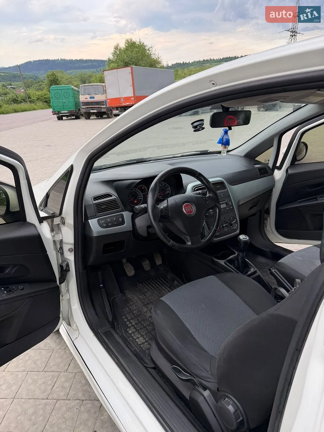 2011 Fiat Punto - мініатюра 8
