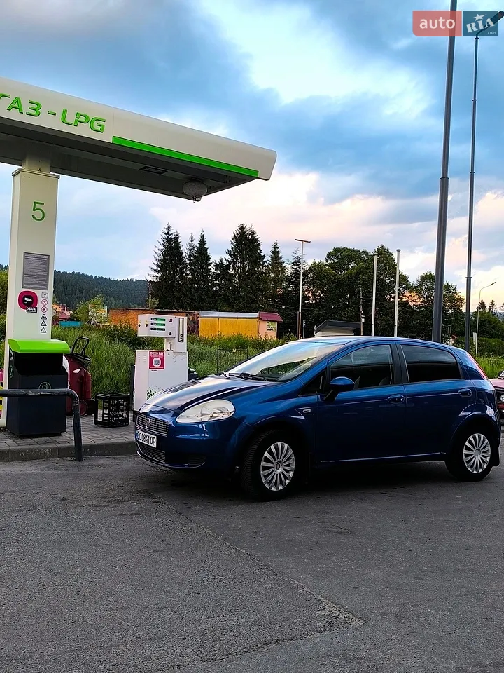 2010 Fiat Punto - мініатюра 14