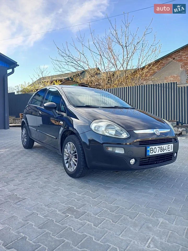 2011 Fiat Punto - мініатюра 15