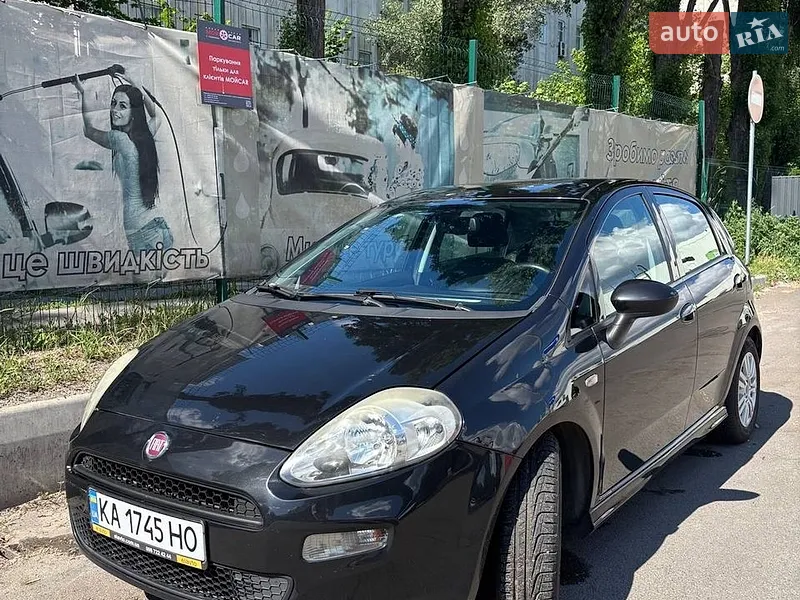 Fiat Punto 2012 VIN ZFA19900001879784 фото оголошення 17 з 43