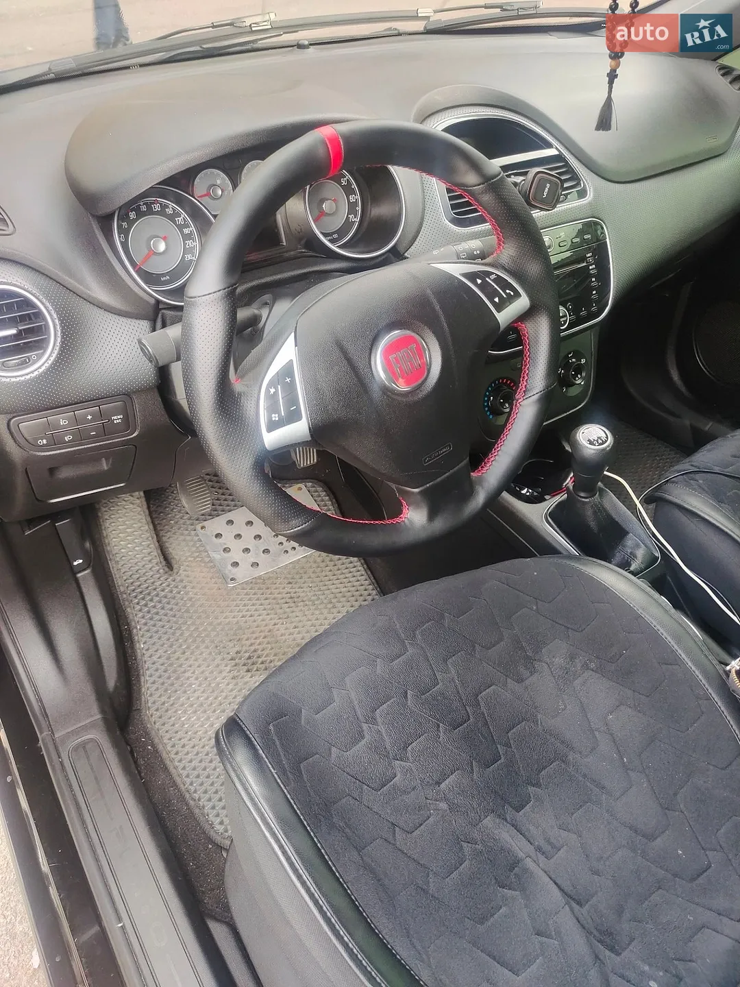 2011 Fiat Punto - мініатюра 8