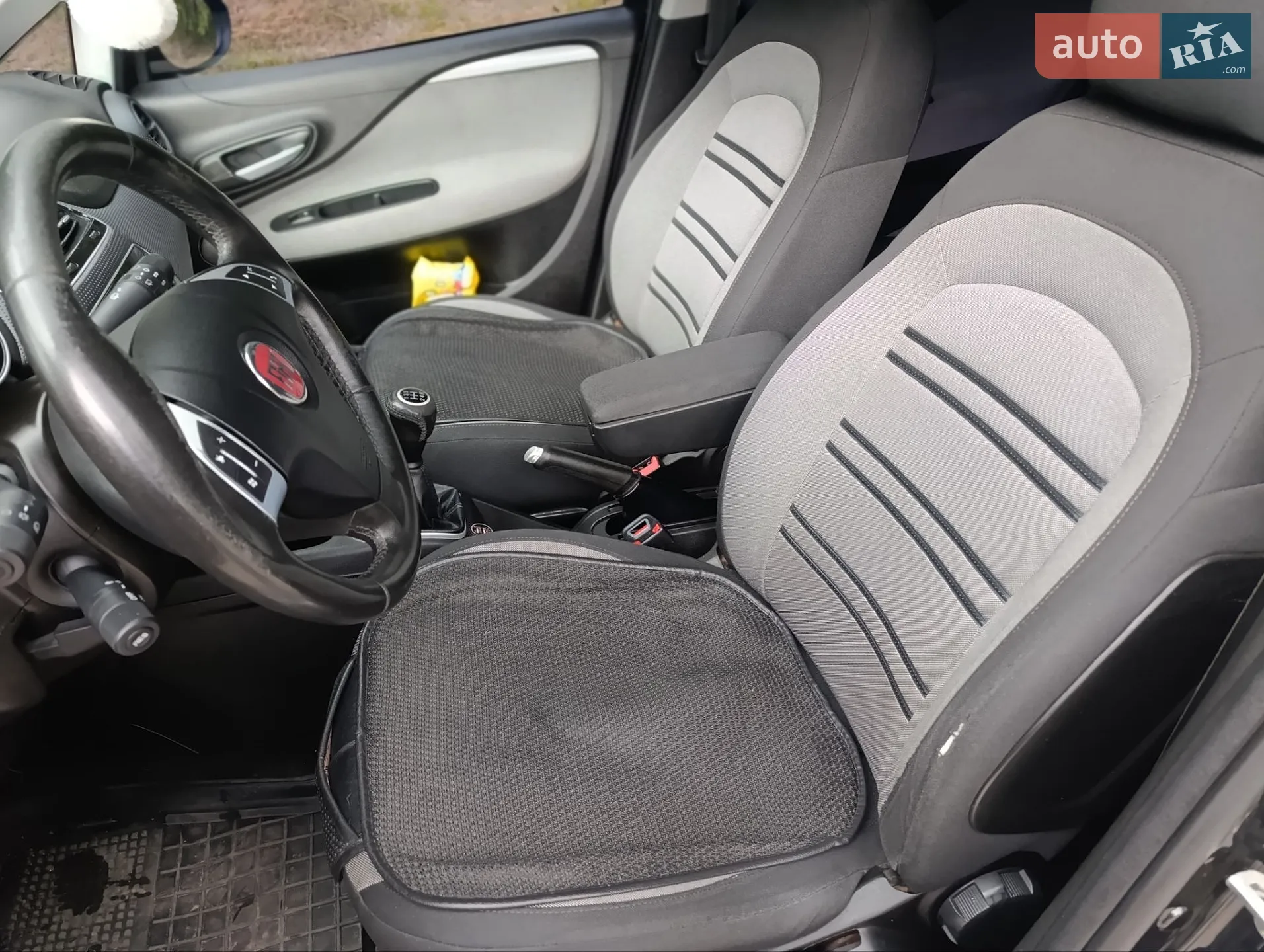 2010 Fiat Punto - мініатюра 4