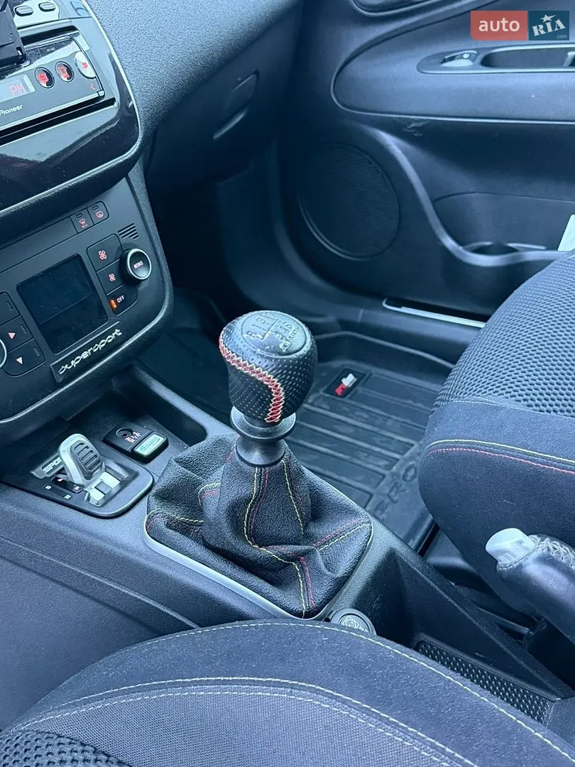 2013 Fiat Punto - мініатюра 17