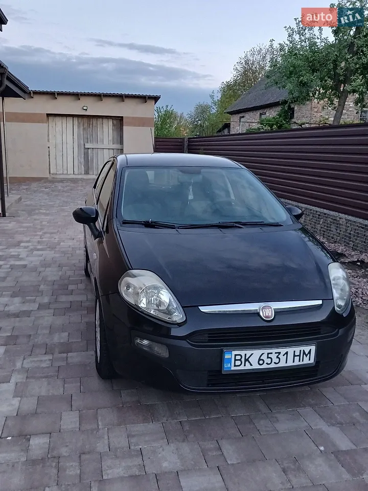 2010 Fiat Punto - мініатюра 22