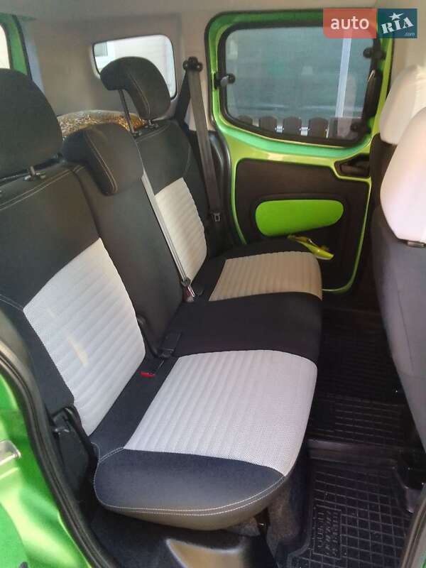 Минивэн Fiat Qubo 2011 в Умани