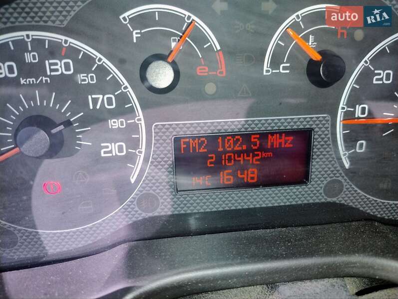 Мінівен Fiat Qubo 2011 в Хмельницькому фото 8 Мінівен Fiat Qubo 2011 в Хмельницькому