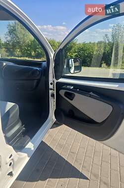 Минивэн Fiat Qubo 2011 в 