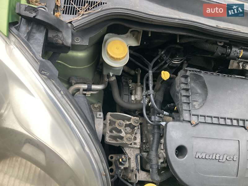 Мінівен Fiat Qubo 2013 в Києві фото 12 Мінівен Fiat Qubo 2013 в Києві