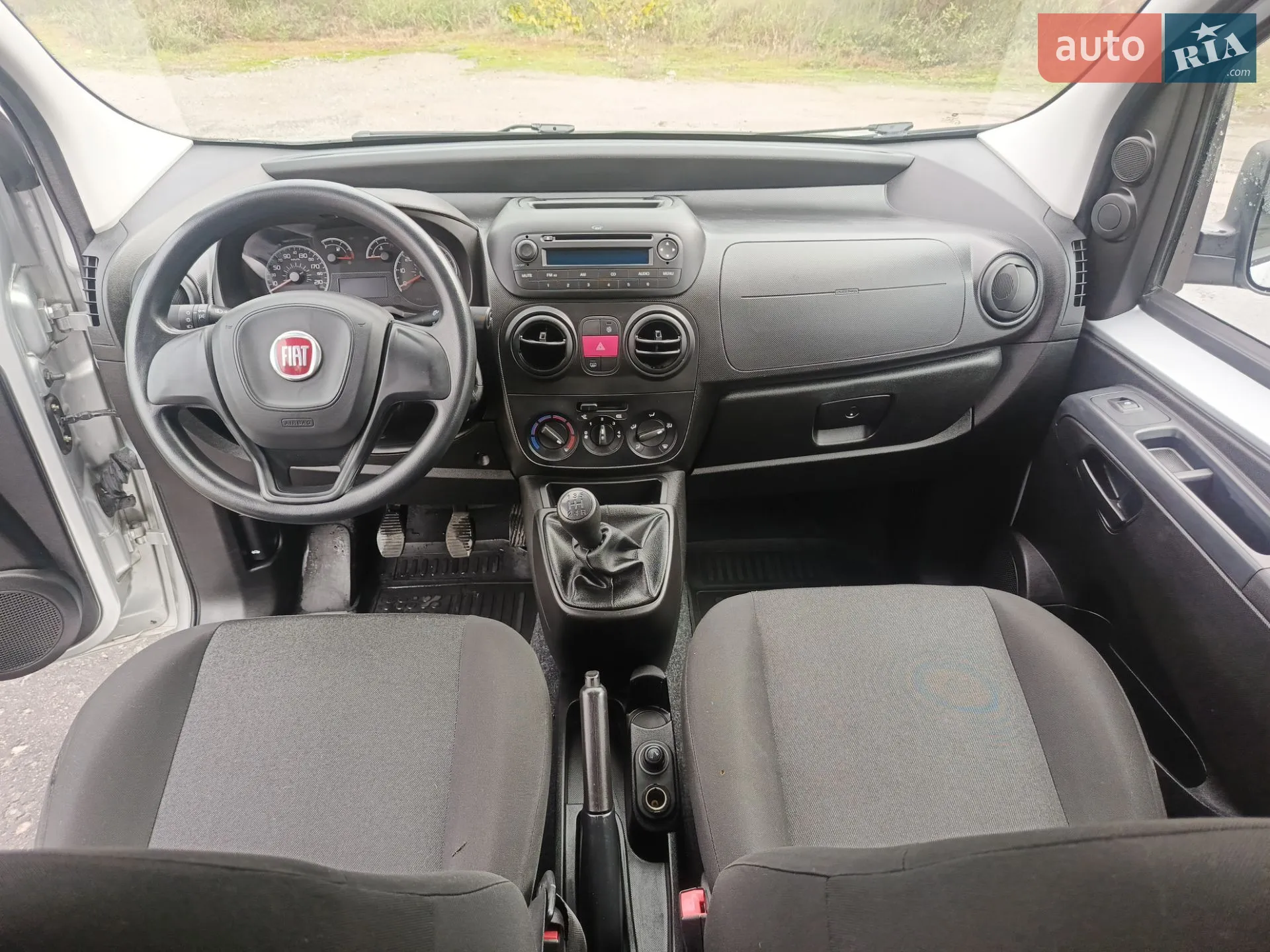 2017 Fiat Qubo - мініатюра 20