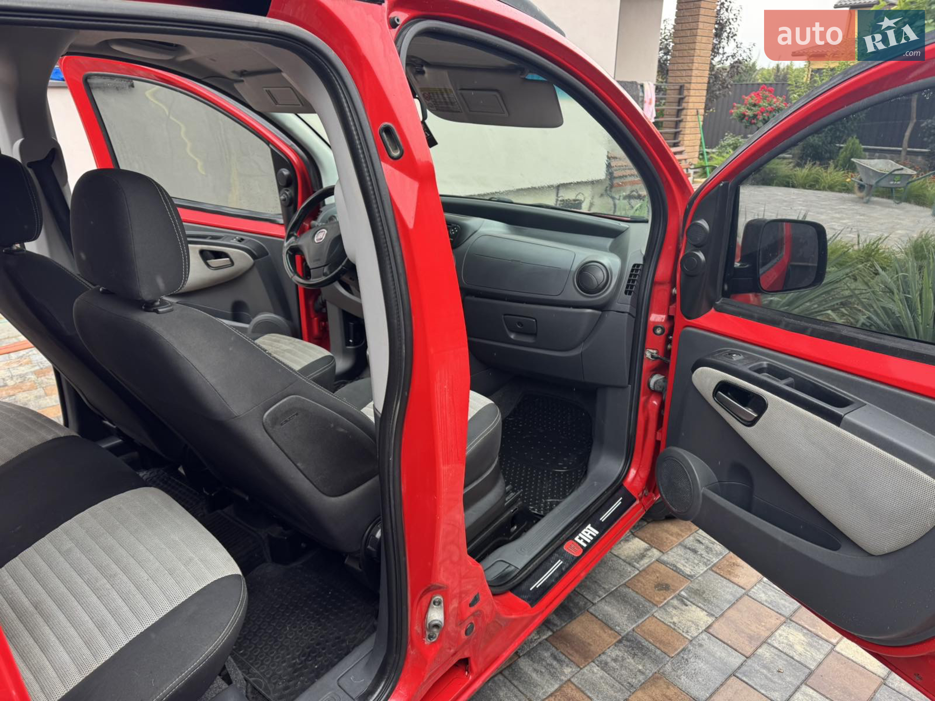 2010 Fiat Qubo - мініатюра 6