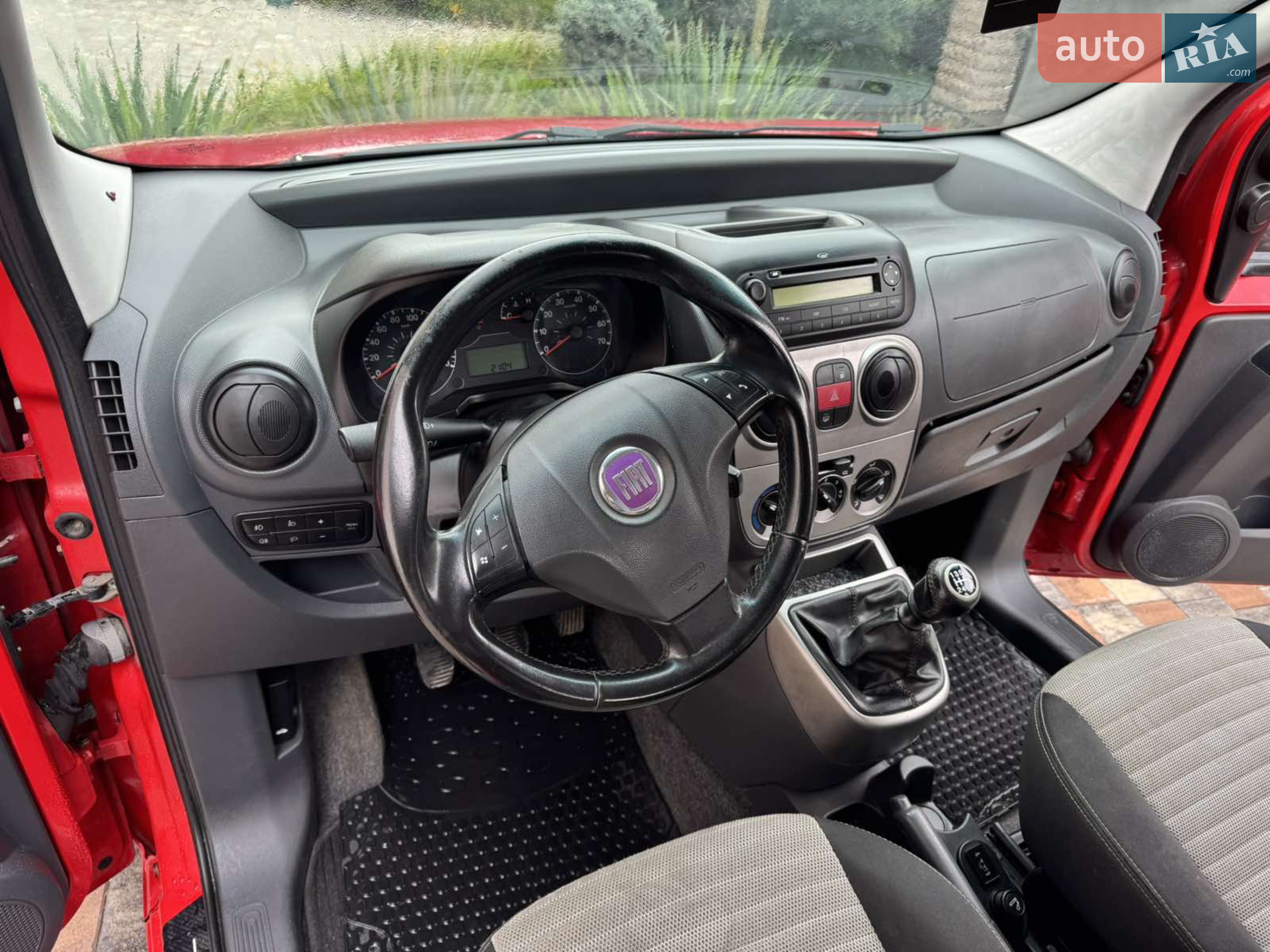 2010 Fiat Qubo - мініатюра 13