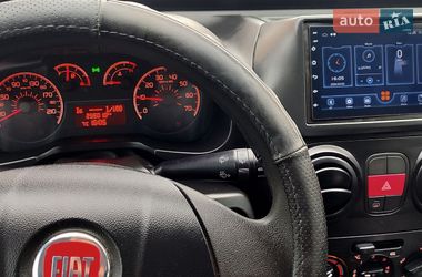 Мінівен Fiat Qubo 2012 в Горішніх Плавнях