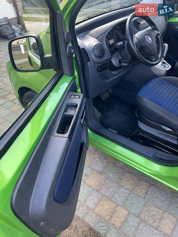 Минивэн Fiat Qubo 2009 в Яворове