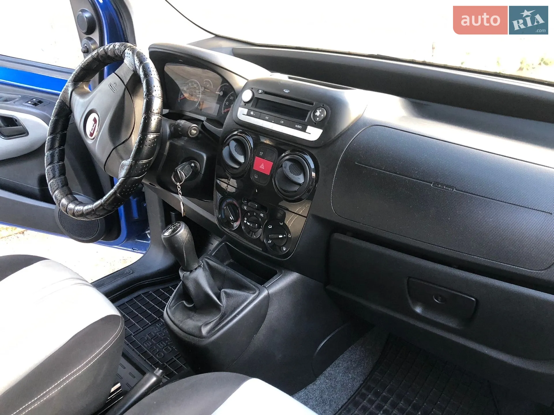 2014 Fiat Qubo - мініатюра 23