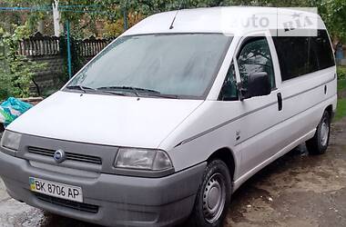 Минивэн Fiat Scudo пасс. 2002 в Ровно