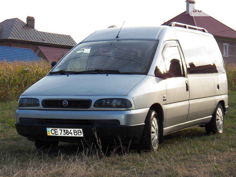 Мінівен Fiat Scudo 2002 в Чернівцях